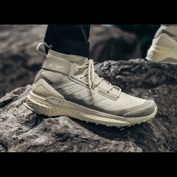 ADIDAS X PARLEY WOMEN'S TERREX HIKING Boot/Sneaker - Picture 3 of 5